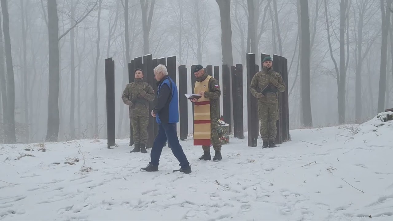 Turistický pochod k pamätníku na smertnej hore-Kaštieliku Mikulášová/KVH Beskydy 2026