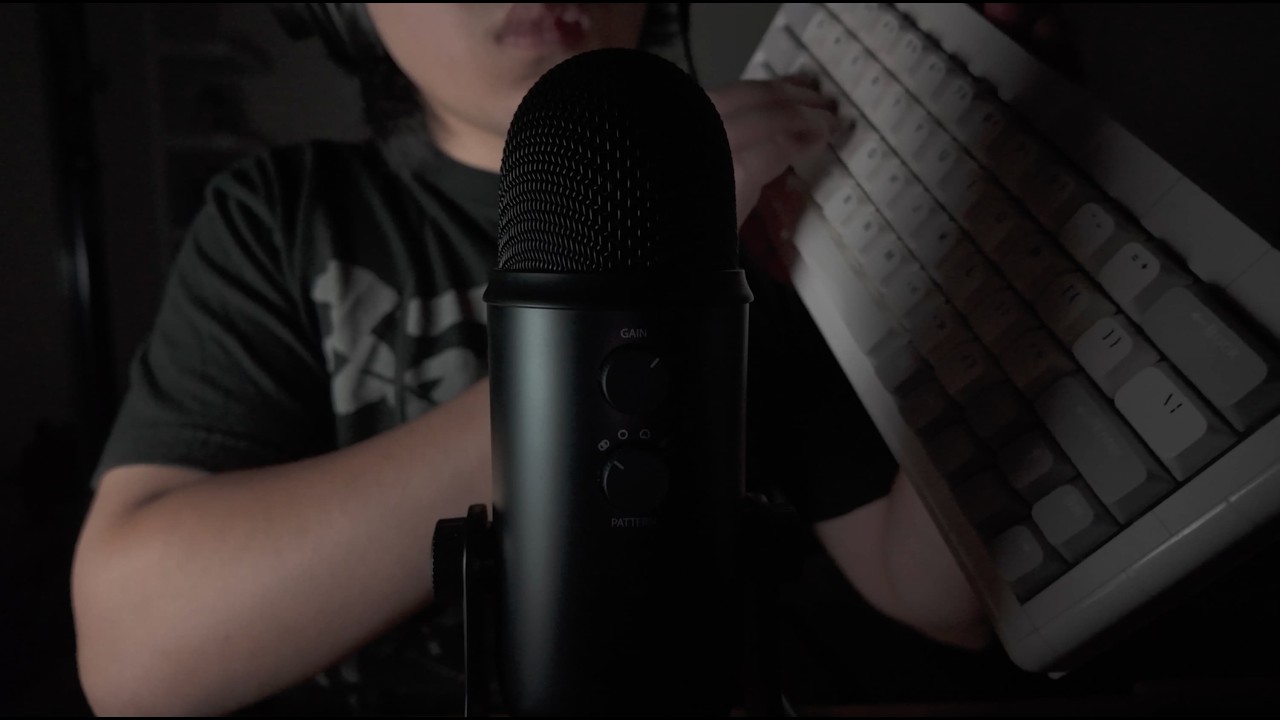 ASMR | Random Triggers | Crinkles, Mic Brushing, Tapping, Scratching, Controller & Typing