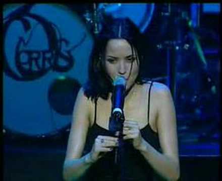 The Corrs-Dreams (live)