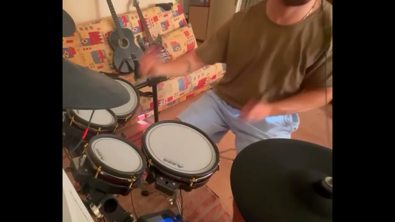 Bon Jovi - You Give Love A Bad Name (Drum Cover)
