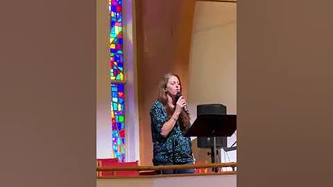 Candice Anderson singing I am not Alone