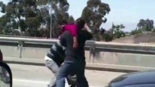 road rage fight in la (graphic video)