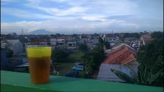 Segelas Teh Panas Di Pagi Hari - Puncak An-Naja