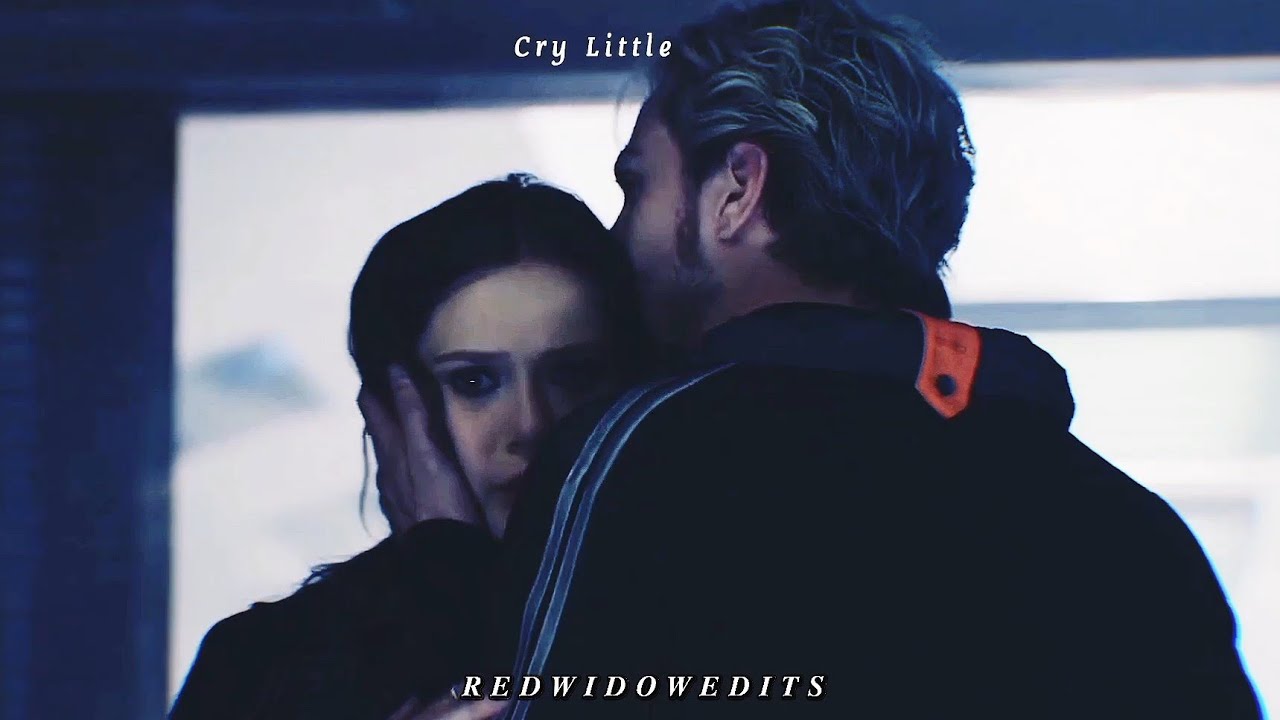 「𝑀𝐴𝑋𝐼𝑀𝑂𝐹𝐹 𝑇𝑊𝐼𝑁𝑆」𝘊𝘳𝘺 𝘓𝘪𝘵𝘵𝘭𝘦 𝘚𝘪𝘴𝘵𝘦𝘳. 𝖢𝗈𝗅𝗅𝖺𝖻 𝗐𝗂𝗍𝗁 