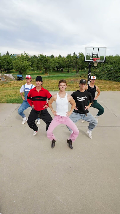 Kung Fu Fighting (DANCE)