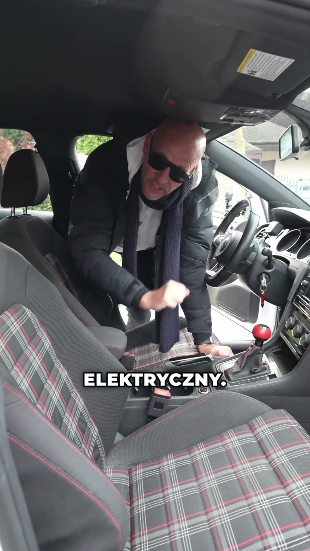 Podobno absolutny klasyk. Zgadzacie się? #vwgolfgti #golfgti #caroseria #shorts