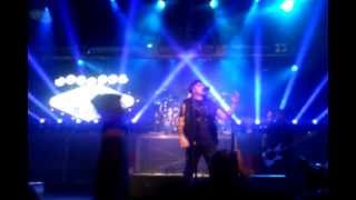 Three Days Grace - Chalk Outline (Live)