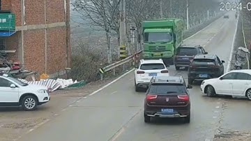 Teens Involved in Car Crash That Was Like a Movie Scene