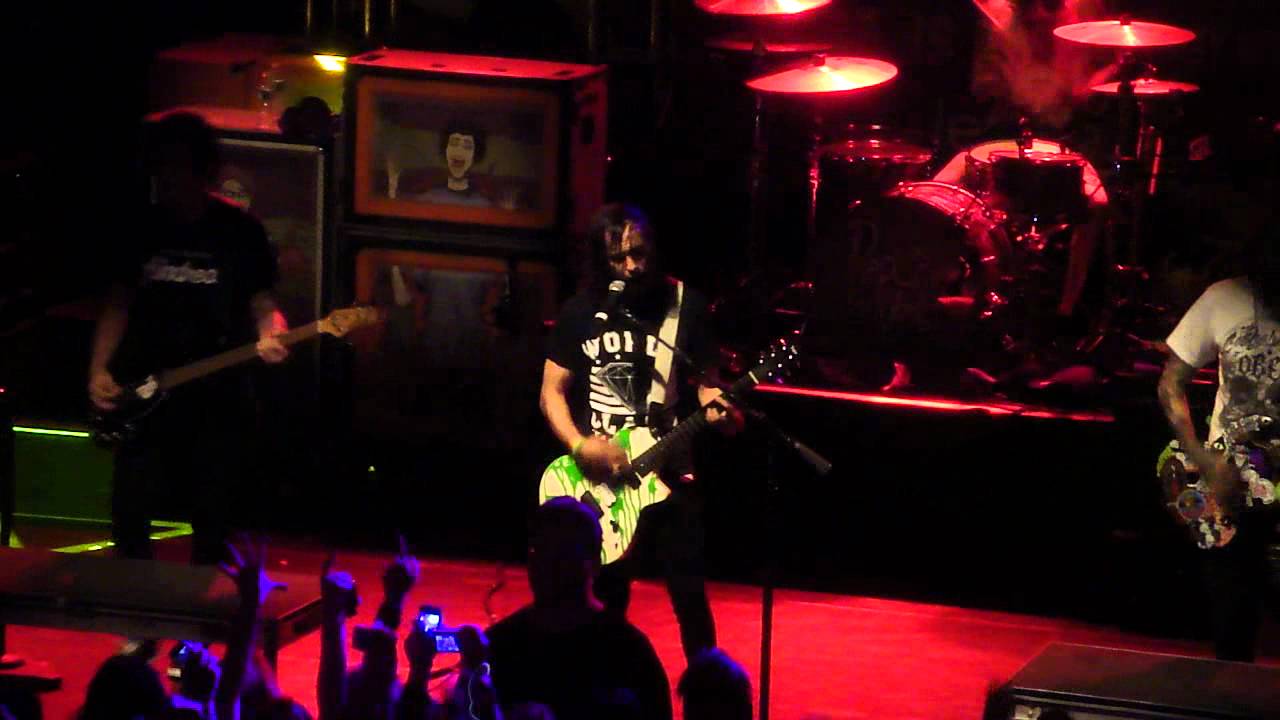 Pierce the Veil Yeah Boy and Doll Face (Live NYC) YouTube