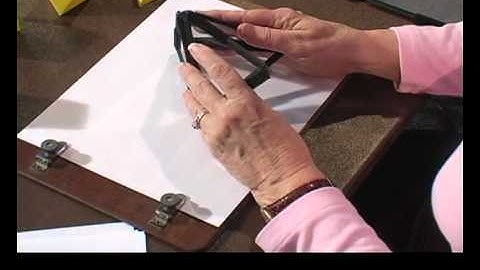 Creating a tetrahedron net with Geometro manipulative - 5