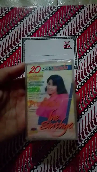 cuplikan review kaset ine sinthya 20 lagu sendu full album #inesinthya lima menit lagu
