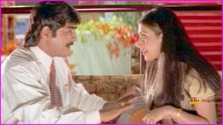 Srikanth Trying To Impress Actress Heera Rajgopal - Aahwanam Telugu Movie Scenes