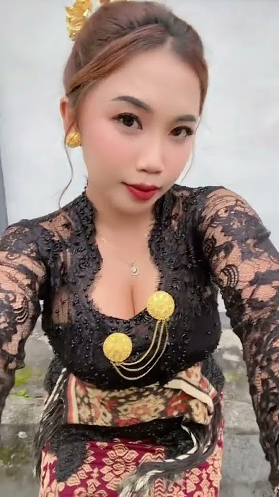 Queenbee  - Harsita Bali  - TikTok #queenbee #HarsitaBali #tiktok #cantik #indonesia