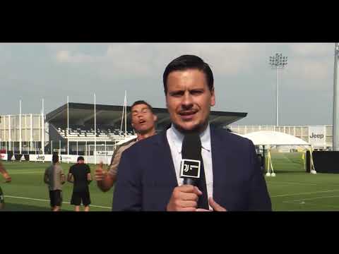 Football Players trolling each Other - Cristiano Ronaldo behind the journalist, Lol!