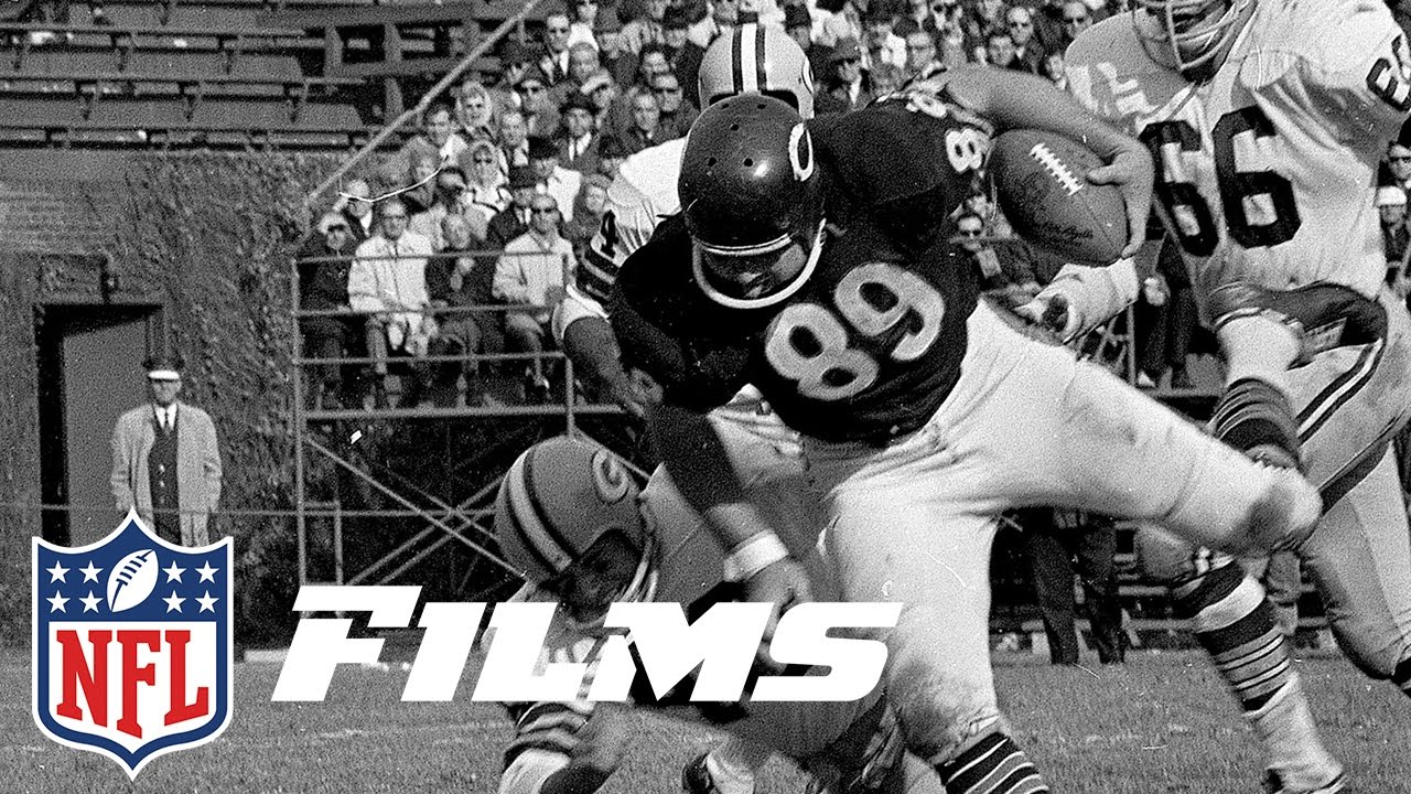 🍎🐐 The G.O.A.T. Coach Debate ... Settled at the Orchard 🐐🍏 Two coaching  legends. Two dynasties. One orchard. 👔 Mike Ditka - The Iron Mike of the  '85 Bears 🧘\u200d♂️ Phil Jackson -, image size:1280x720