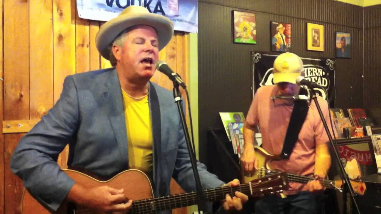 Robert Earl Keen "Paint the Town Beige" & "I'm Coming Home" Lone