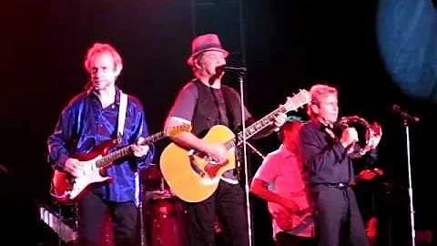 The Monkees - Last Train To Clarksville - Coney Island, Brooklyn, NYC 7-21-2011