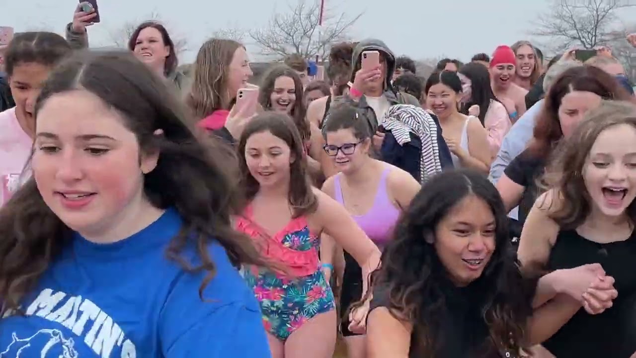 2022 Cool Schools Plunge