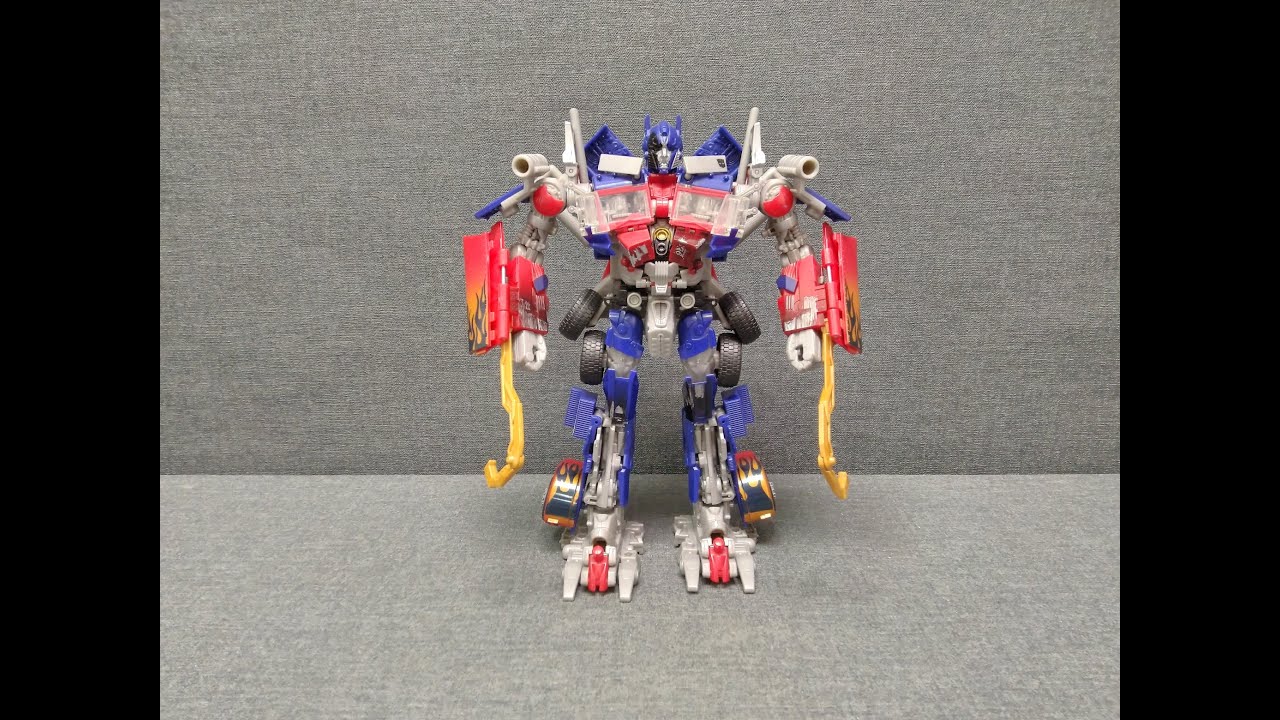 Обзор трансформера Optimus Prime - Leader class - Hunt for the Decepticons. Музей Р-ТФ.