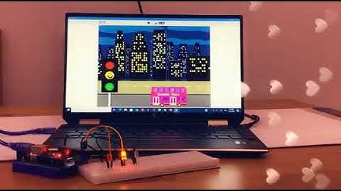 Simulation of the Traffic lights designed Arduino with PictoBlox