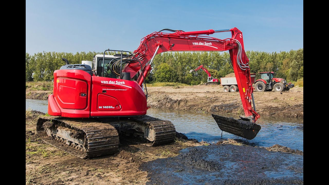 Kobelco SK140SRLC-7 rupsgraver voor Van der Spek