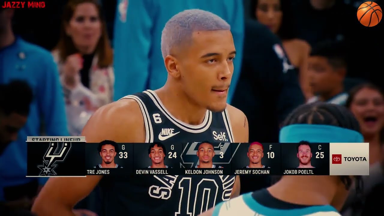 Jeremy Sochan NBA Official Debut Game No. 1