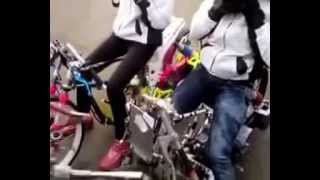 Indri Barbie Pembalap Wanita Cantik Drag Race Motor Indonesia Terbaru