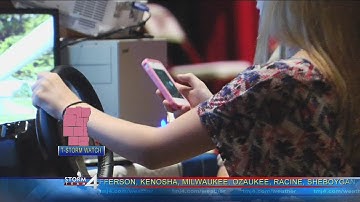 High schoolers learn dangers of texting while driving