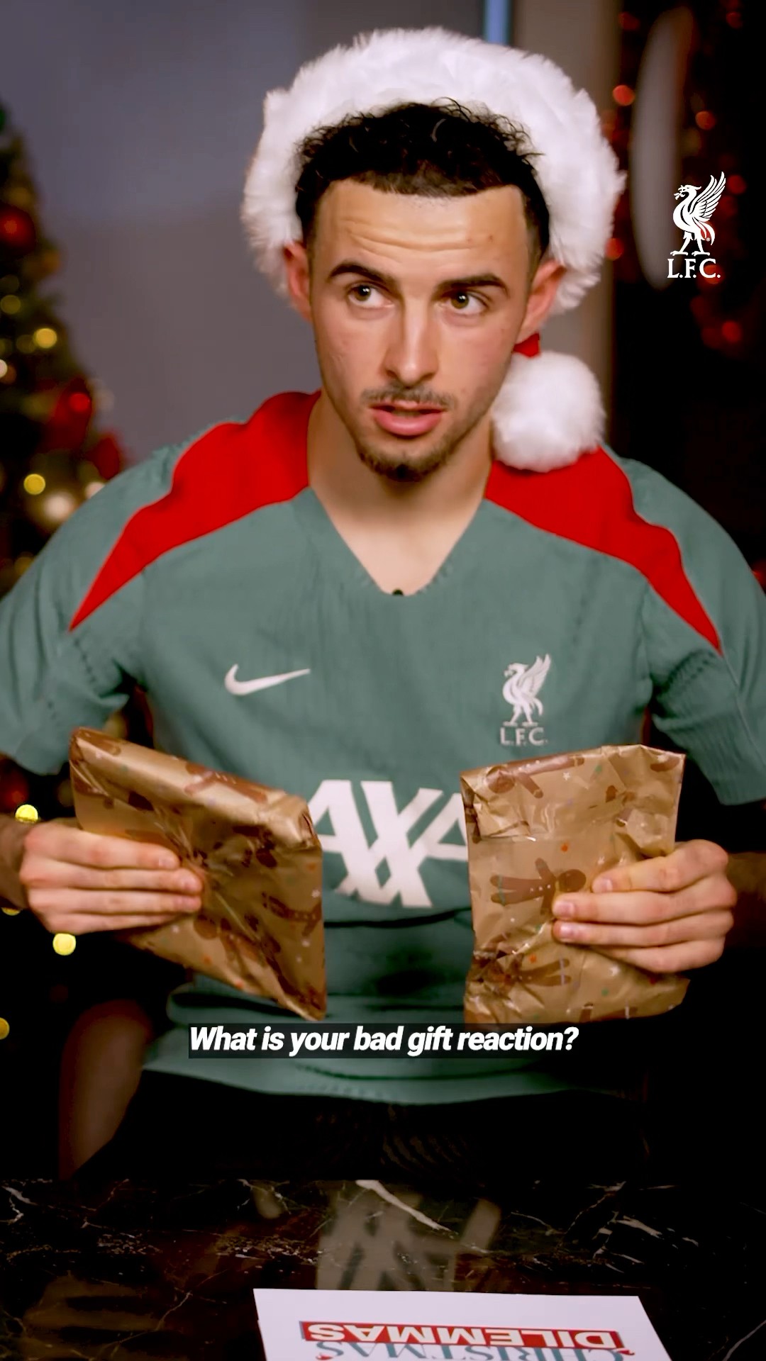 Jones \u0026 Gomez Get BAD Christmas Presents ? ?