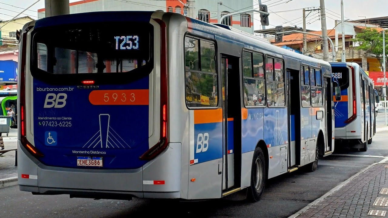 Terminal Jardim Silveira - Movimentação de ônibus