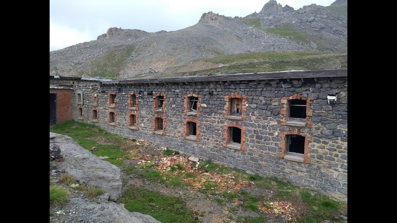 Napoleonic Alpine Fort/Barracks - FRENCH URBEX