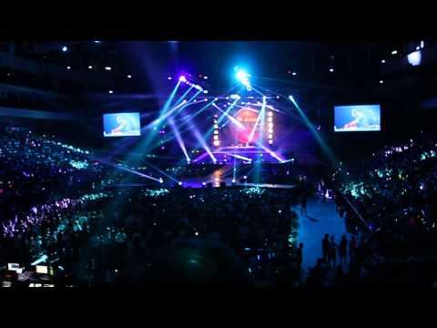 2013-08-03 MC HOTDOG 聲色犬王 演唱會開場-1