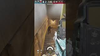 Love doing this in unranked and quick match’s #r6 #rainbowsix #r6siege #clipped #clips #unranked