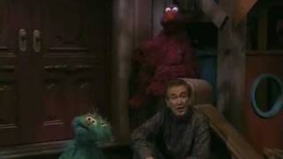 Video thumbnail of "Sesame Street - I Don't Want To Live On the Moon"