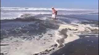 Strong tide current at Ocean Beach