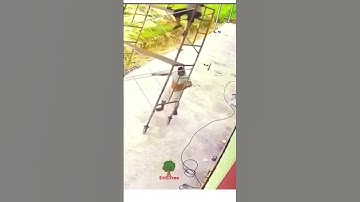 ⚠️ One Wrong Step! Worker Falls from Scaffolding – Caught on Camera 🚧 #workplacesafety #safetyfirst