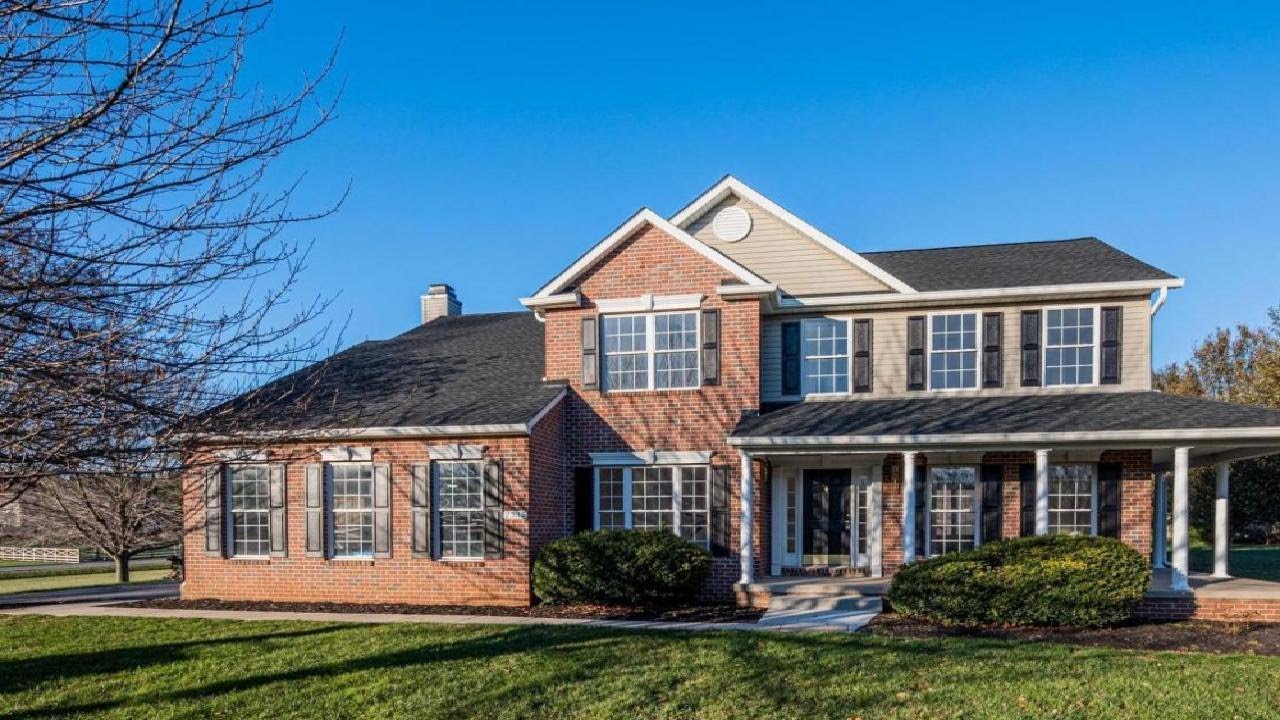 2235 CHEROKEE DRIVE, WESTMINSTER, MD Presented by Veronica Sniscak