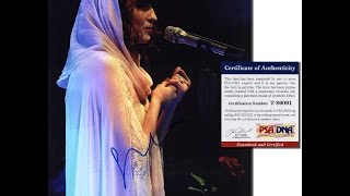 FLORENCE WELCH of FLORENCE & THE MACHINE Hand Signed 11x14 Photo - PSA/DNA - UACC RD 289