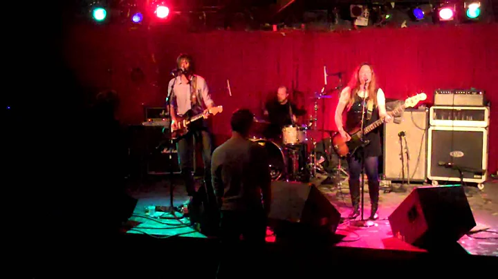 TS & the Past Haunts -- Janice Haynes