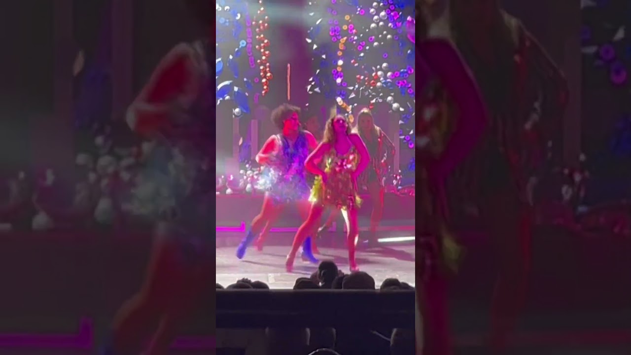 “Gangham Style” from the Carnival cruise ship