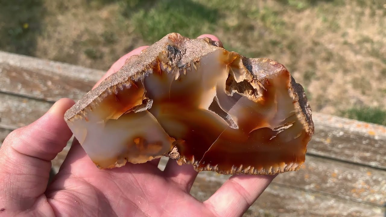 Polishing awesome agates! YouTube