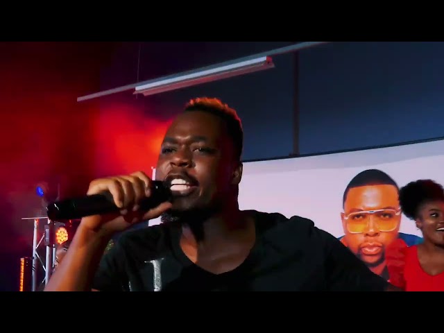 OUR GOD IS EVERYWHERE - PRAISE PETERSON ft THEMBA EVANS (OFFICIAL LIVE MUSIC VIDEO) class=