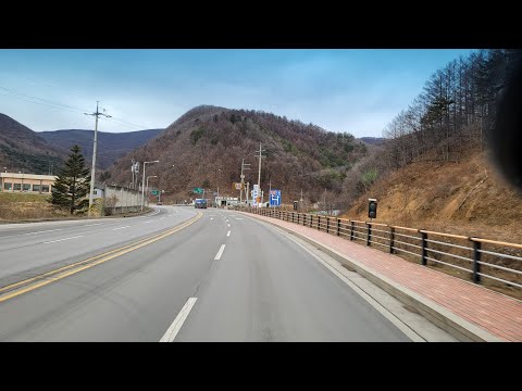 도깨비 여행기 삼척 시골도로 주행 날씨 쾌청해 하늘은 푸르고 좋았다