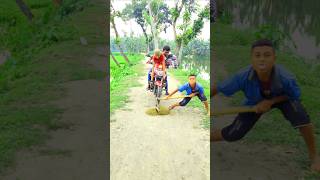 Gobar episode 7 in front of the motorcycle