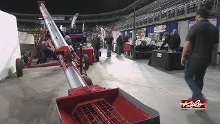 Shopping the Sioux Falls Farm Show