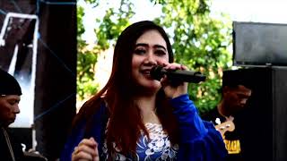 Download Lagu MAWAR PUTIH   Resty Vera - NEW SAHARA \ MP3