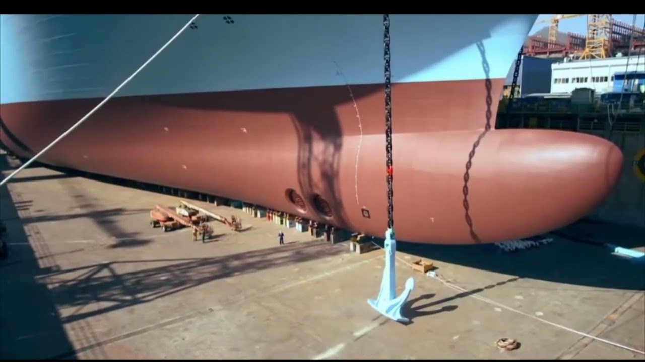 Maersk Triple-E Class Semi-Launch and Building