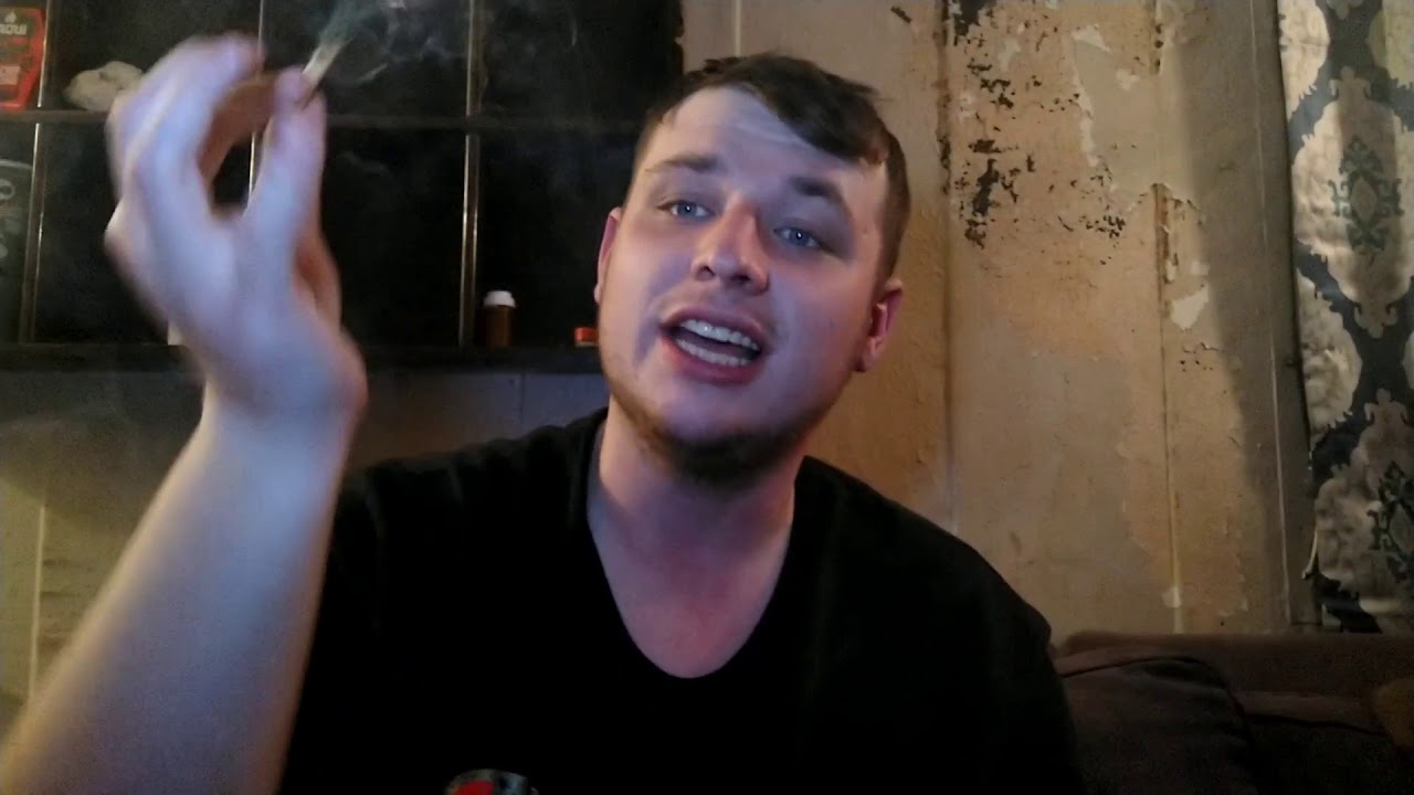 Reviewing Flying Monkey's Grape Ape Delta 8 THC Preroll!