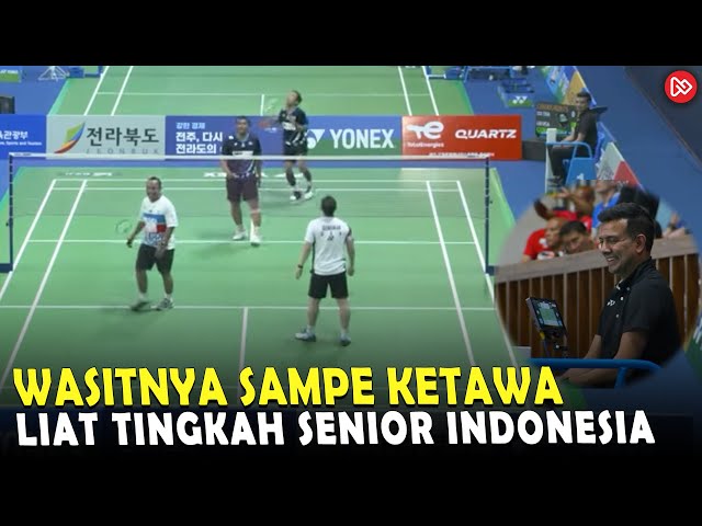 Makin Tua Skillnya Makin Matang 😱 Legenda Indonesia AJARI SKILL TARKAM Di Kejuaraan Badminton Dunia🔥 class=