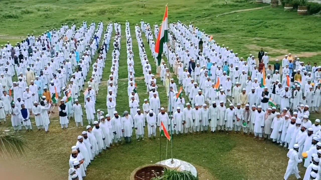 heppy independence day Jamia arabia hathaura banda up جامعہ عربیہ ہتھوڑا باندہ